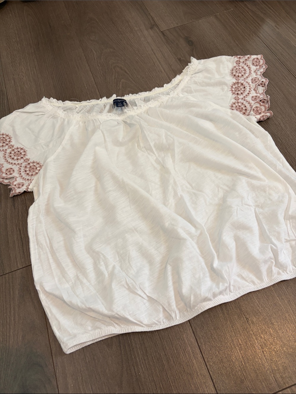 American Eagle Outfitters White Peasant Top with Pink Lace Sleeves